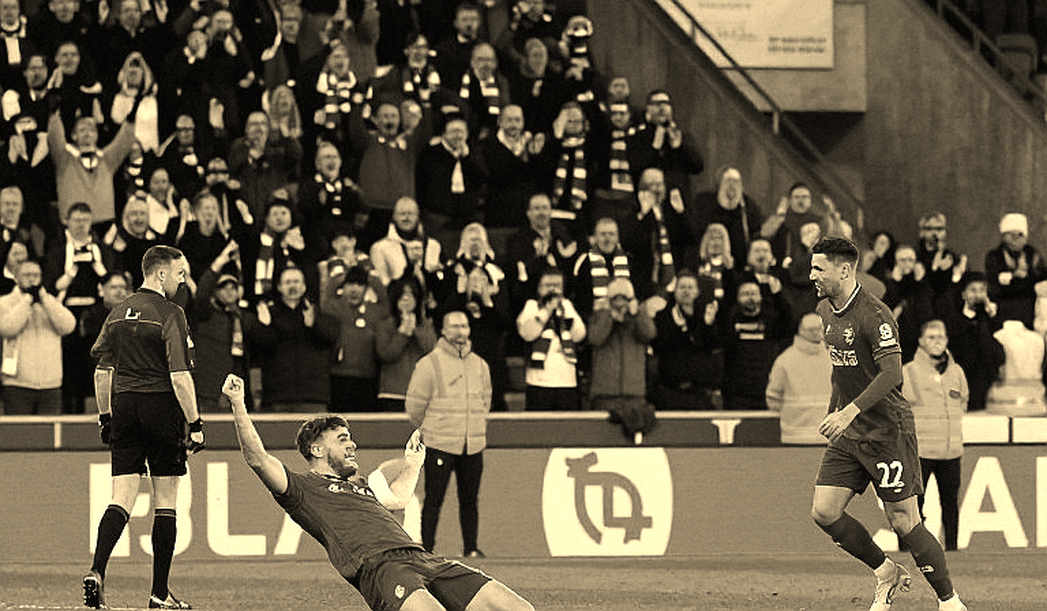 Kobbie Mainoo, lời tán dương của Owen Hargreaves và khoảng trống sau một trận 4-0 Kobbie Mainoo, lời tán dương của Owen Hargreaves và khoảng trống sau một trận 4-0