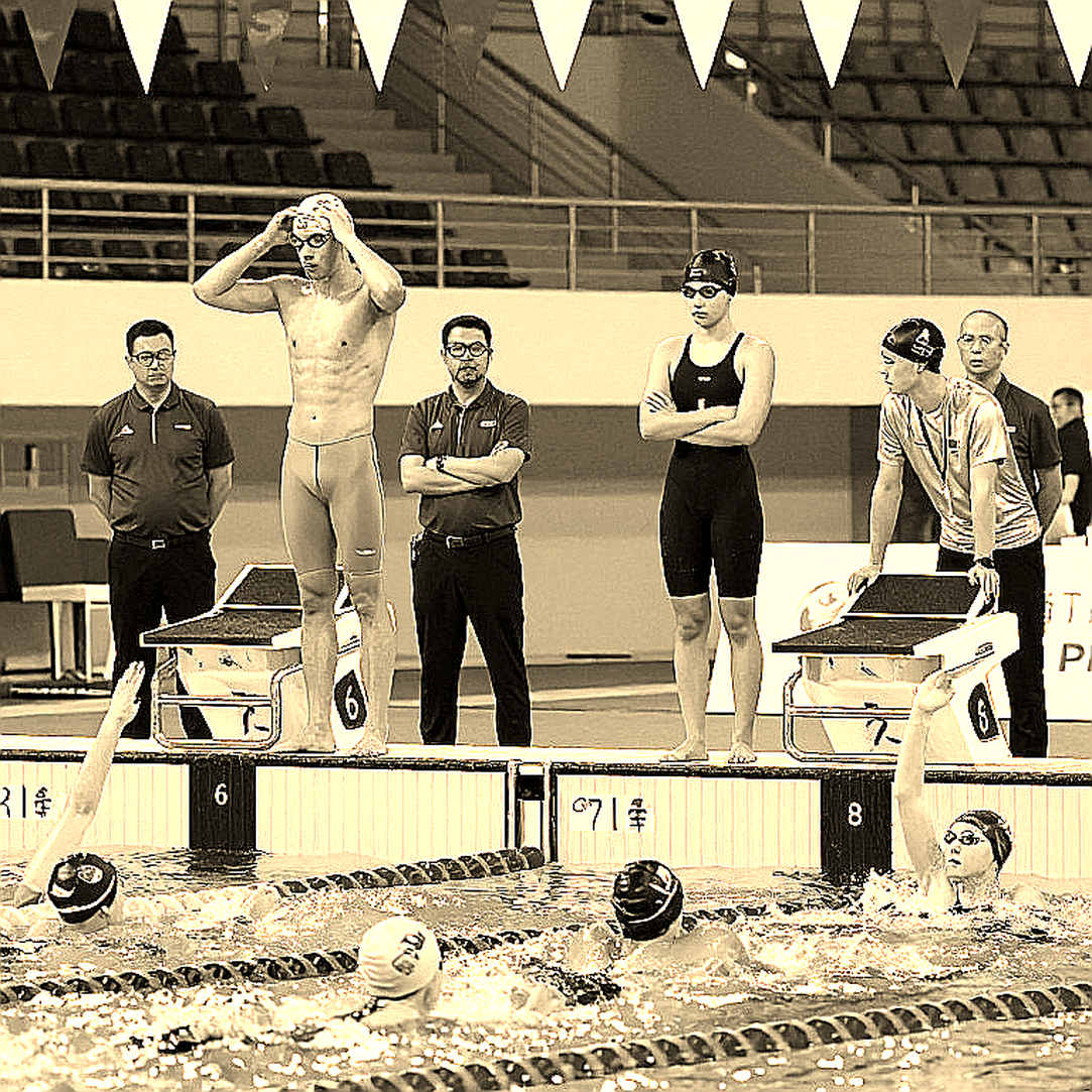 Vận động viên triathlon Spencer Korwin, 38 tuổi, tử vong sau buổi bơi sáng tại Long Island