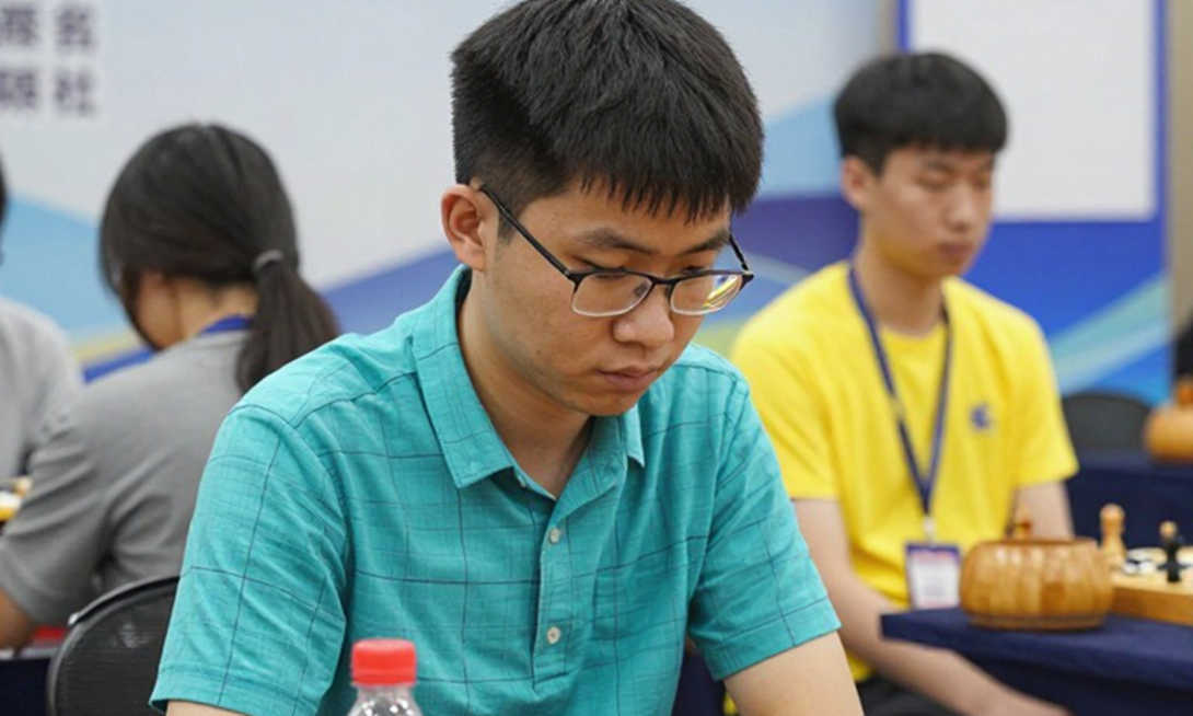 Headline Promises Samarkand, Body Sells a Magazine: The Mismatch in Chess Media Headline Promises Samarkand, Body Sells a Magazine: The Mismatch in Chess Media