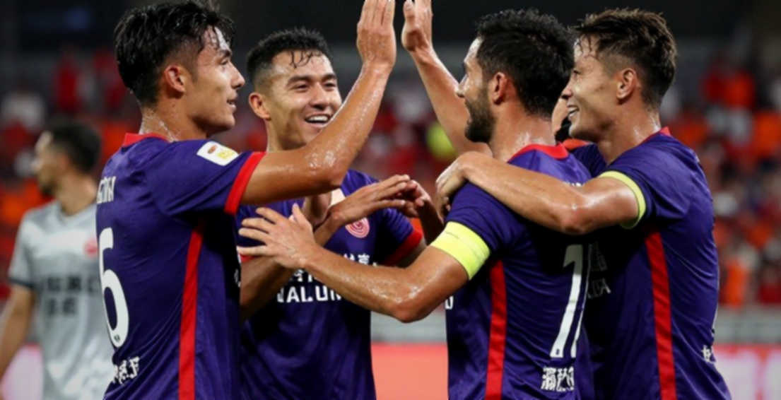 Bốn tiền đạo cùng nổ súng: Kim Sang Sik có thêm chiều sâu, tuyển Việt Nam vẫn thiếu một số 9 tham chiếu