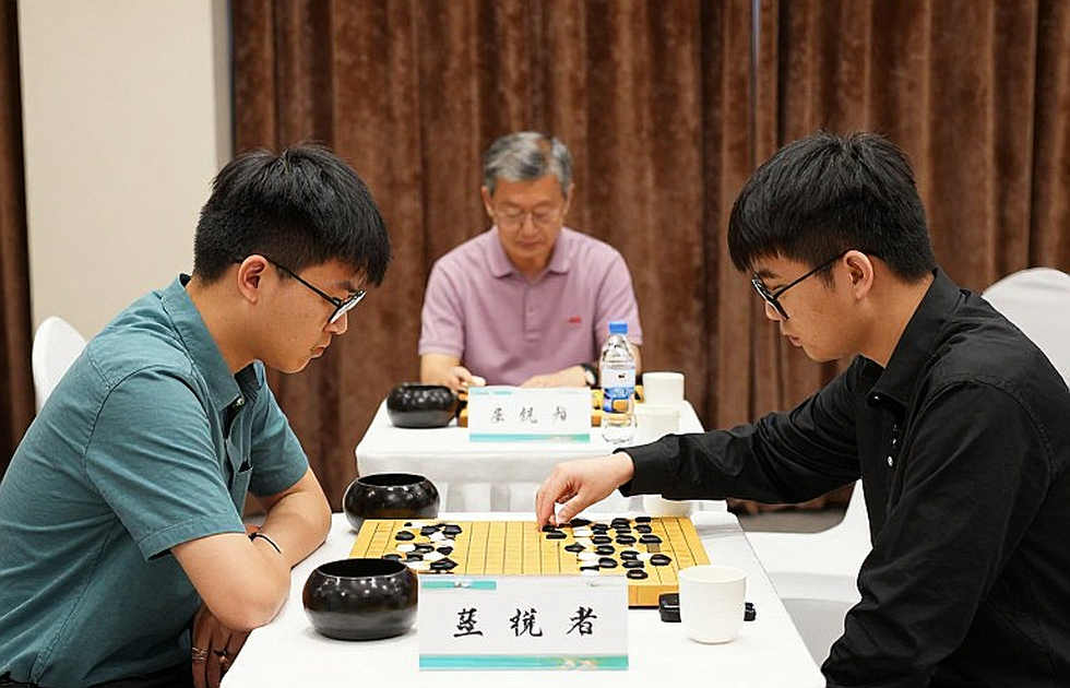 Carlsen Returns to Defend Throne at Tech Mahindra Global Chess League 2026